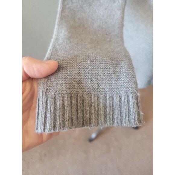 Banana Republic Gray Mock Neck “A Touch of Cashmere” Sweater Size M Office Wear - Picture 4 of 9
